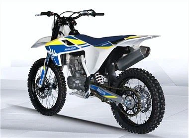 Er en 250 Dirt Bike for mye for en nybegynner?